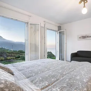 https://casita-rural-la-pinera.tenerifehoteles.net